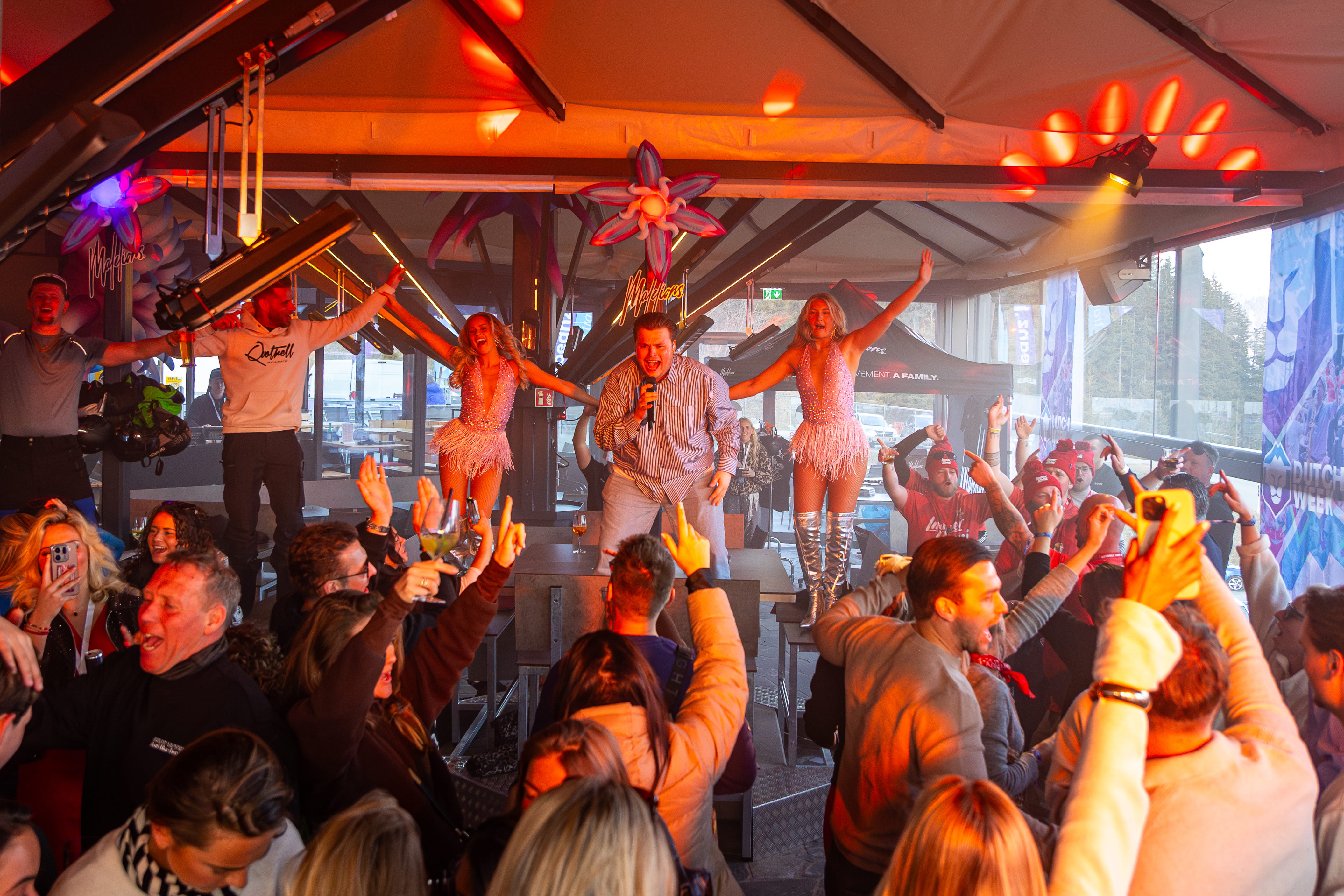 Umbrella Bar
